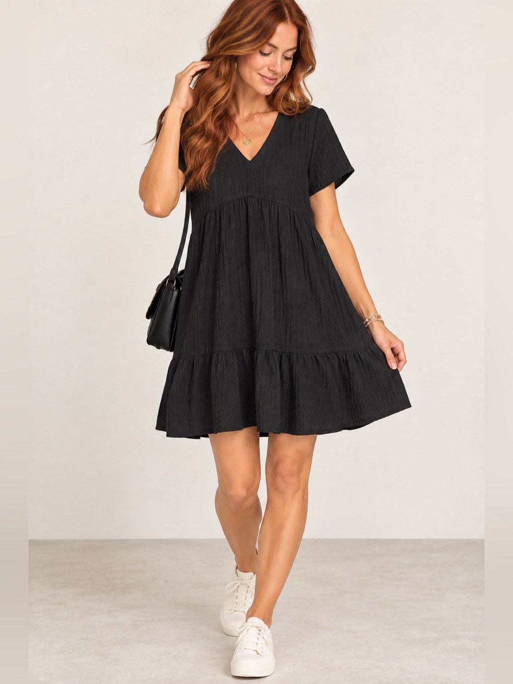 Boutique Black Crinkle Textured V-Neck Tiered Babydoll Dress Size L